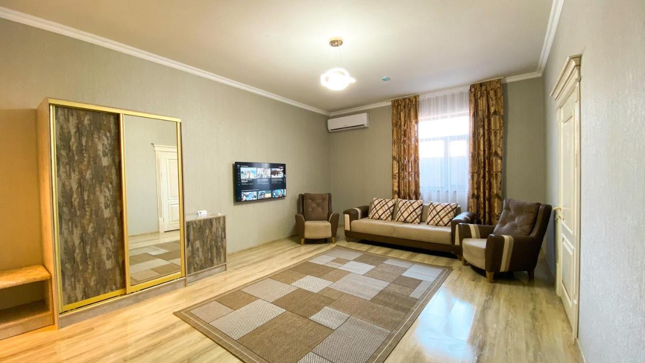 Golden Ray Hotel Turkistan ภายนอก รูปภาพ