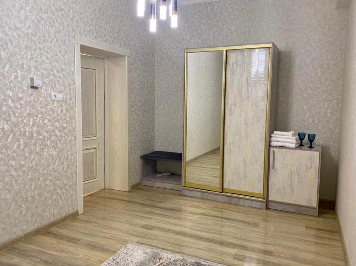 Golden Ray Hotel Turkistan ภายนอก รูปภาพ